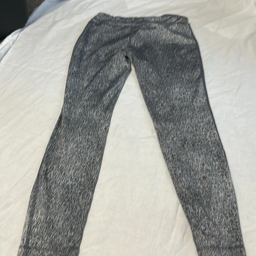 Nike leggings size
